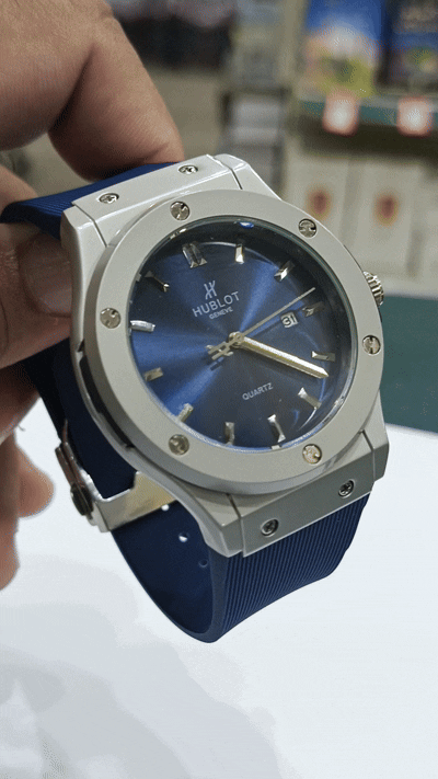 Classic Fusion – Bold Blue / Black Elegance on Your Wrist" كلاسيك فيوجن – أناقة زرقاء / سوداء جريئة على معصمك