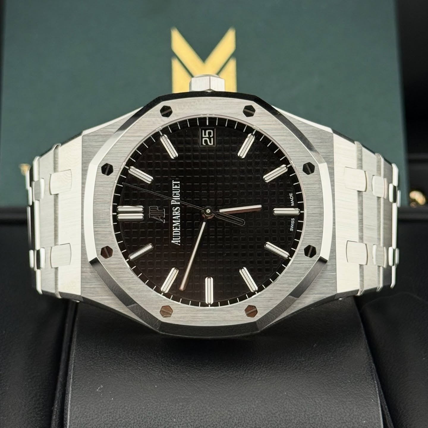 Luxury Audemars Piguet Royal Oak 41mm – Swiss Made Automatic Watch